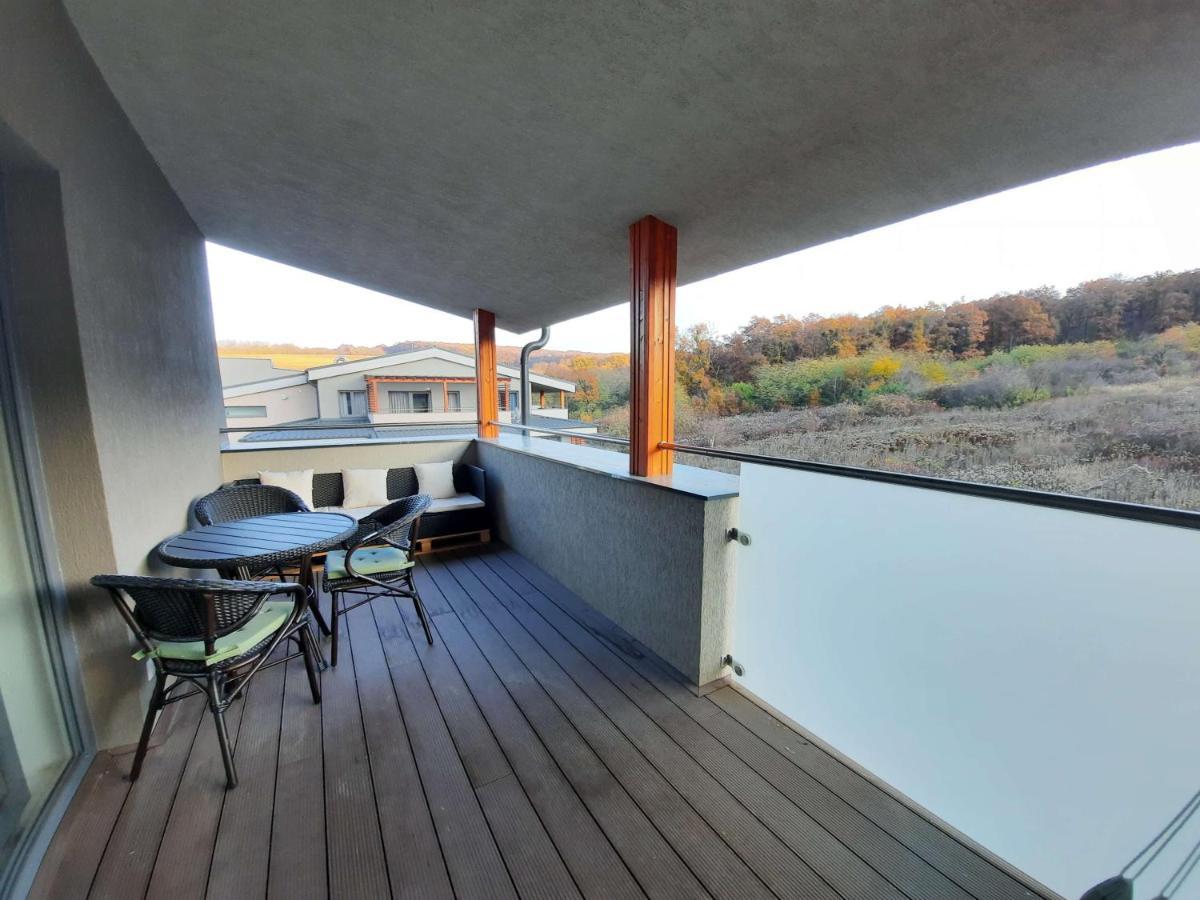 Apartman Kyjev Podhájska Exterior foto